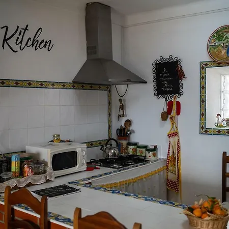 Casa Da Galinhola * Ortiga